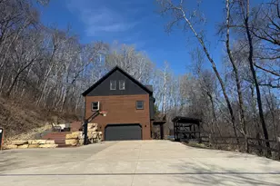 N6587 McCurdy Rd, Onalaska, WI 54636 - Photo 1