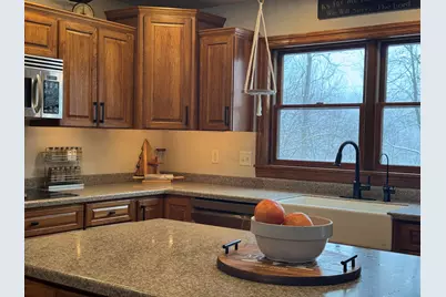 N6587  McCurdy Rd, Onalaska, WI 54636 - Photo 9