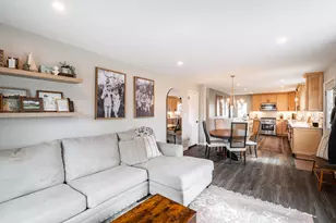 1129 3rd Ave, Grafton, WI 53024 - Photo 9