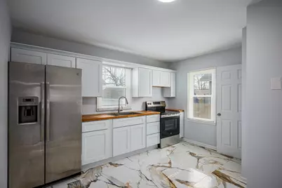 7721  14th Ave, Kenosha, WI 53143 - Photo 7