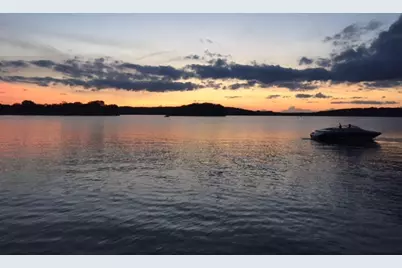 W269N2723  Lelah Ave, Pewaukee, WI 53072 - Photo 35