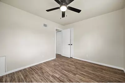 5375 N 64th St, Milwaukee, WI 53218 - Photo 13