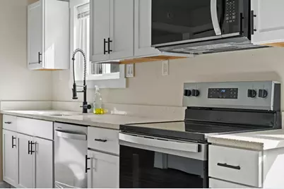 5375 N 64th St, Milwaukee, WI 53218 - Photo 17