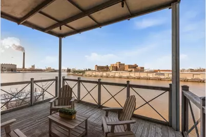 541 E Erie St #215, Milwaukee, WI 53202 - Photo 9