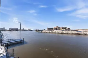 541 E Erie St, Milwaukee, WI 53202 - Photo 11