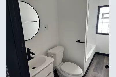 1801 S 77th St, West Allis, WI 53214 - Photo 9