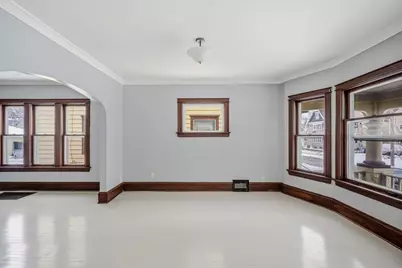 4722 W Garfield Ave, Milwaukee, WI 53208 - Photo 5