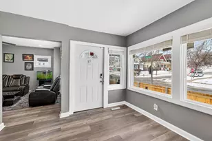 3299 N 9th St, Milwaukee, WI 53206 - Photo 9