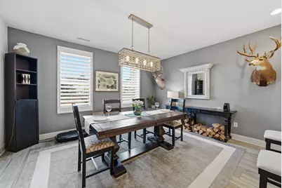 N74W13737  Appleton Ave #202, Menomonee Falls, WI 53051 - Photo 5