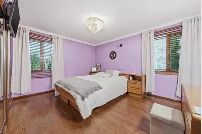 12652 N River Forest Cir, Mequon, WI 53092 - Photo 11