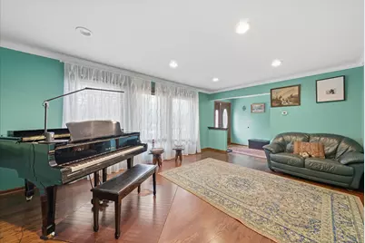 12652 N River Forest Cir, Mequon, WI 53092 - Photo 3