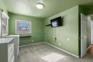 7200 W Grantosa Dr, Milwaukee, WI 53218 - Photo 15