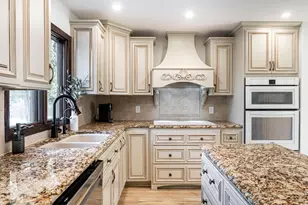 W233S6945 Millbrook Circle, Vernon, WI 53103 - Photo 9