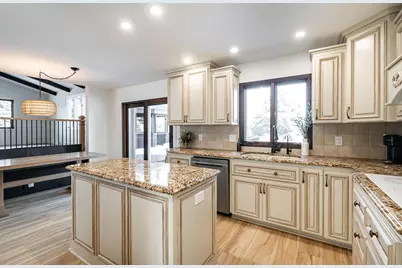 W233S6945  Millbrook Cir, Vernon, WI 53103 - Photo 29