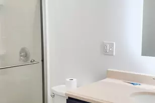 1526 Washington Ave, Racine, WI 53403 - Photo 9