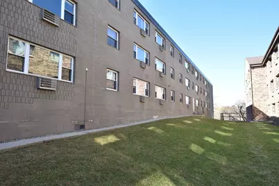2121 N Cambridge Ave #205, Milwaukee, WI 53202 - Photo 15