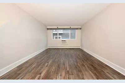 2121 N Cambridge Ave #205, Milwaukee, WI 53202 - Photo 7
