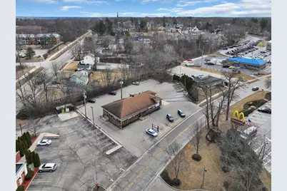 131  Wells St, Lake Geneva, WI 53147 - Photo 3