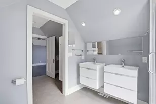 1425 E Russell Ave, Milwaukee, WI 53207 - Photo 31