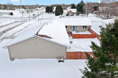 4510  Menasha Ave, Manitowoc, WI 54220 - Photo 5