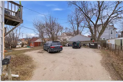 1508 S 81st St, West Allis, WI 53214 - Photo 5
