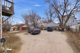 1508 S 81st St, West Allis, WI 53214 - Photo 5