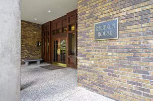 929 N Astor St, Milwaukee, WI 53202 - Photo 41