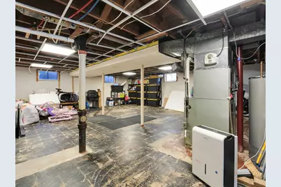 3211  Lakeview Cir, Racine, WI 53402 - Photo 19