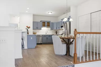 2253 W Vista Bella Dr, Oak Creek, WI 53154 - Photo 13