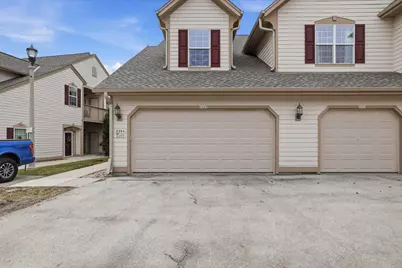 2253 W Vista Bella Dr, Oak Creek, WI 53154 - Photo 1