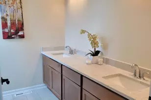 301 Deer Meadow Dr, Fredonia, WI 53021 - Photo 7