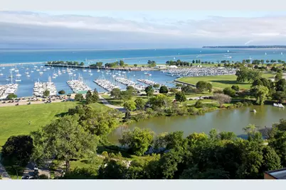 1660 N Prospect Ave #1206, Milwaukee, WI 53202 - Photo 1