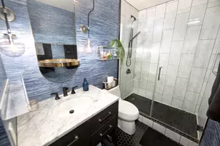 1660 N Prospect Ave, Milwaukee, WI 53202 - Photo 15