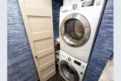 1660 N Prospect Ave #1206, Milwaukee, WI 53202 - Photo 17