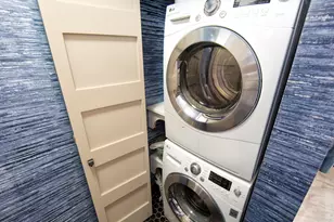 1660 N Prospect Ave, Milwaukee, WI 53202 - Photo 17