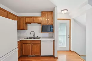 1078 4th St, Fond du Lac, WI 54935 - Photo 7