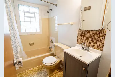 2137 S 71st St #2139, West Allis, WI 53219 - Photo 17