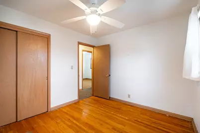 2137 S 71st St #2139, West Allis, WI 53219 - Photo 15