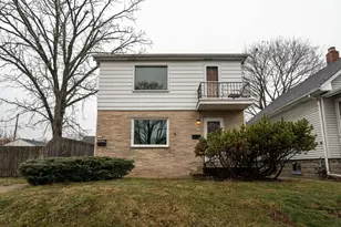 2137 S 71st St, West Allis, WI 53219 - Photo 3