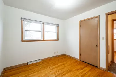 2137 S 71st St #2139, West Allis, WI 53219 - Photo 13