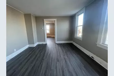 2305 W Burnham St #2305a, Milwaukee, WI 53204 - Photo 7