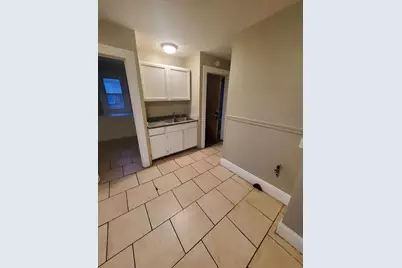2305 W Burnham St #2305a, Milwaukee, WI 53204 - Photo 15