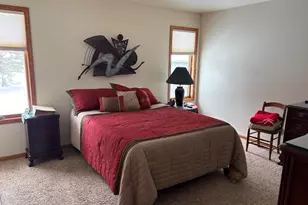 338 Woodridge Pl, Manitowoc, WI 54220 - Photo 9