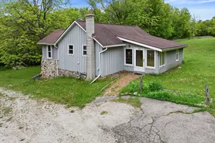 794 Emerald Dr, Erin, WI 53027 - Photo 1