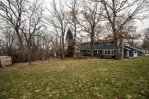 1205 Ayrshire Ln, Waukesha, WI 53186 - Photo 25