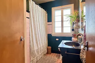 160 W Crawford Ave, Milwaukee, WI 53207 - Photo 17