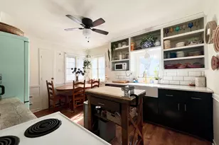 160 W Crawford Ave, Milwaukee, WI 53207 - Photo 7