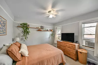 1907 E Wood Pl #1909, Shorewood, WI 53211 - Photo 23