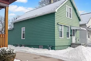 1729 S 13th St, Sheboygan, WI 53081 - Photo 1