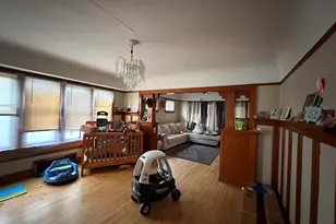 1570 S 57th St, West Allis, WI 53214 - Photo 9